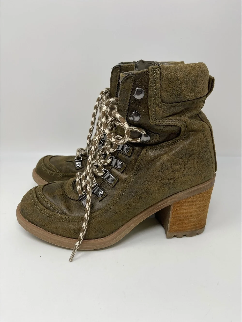 Carlos Santana Womens 7.5 Olive Green Lace Up Block Heel Ankle Hiking Boots